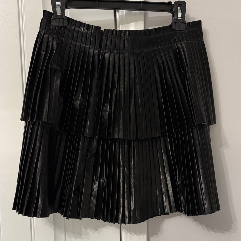 Endless Rose Black Pleated Mini Skirt